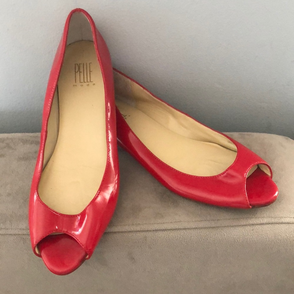 Pelle Moda Flats